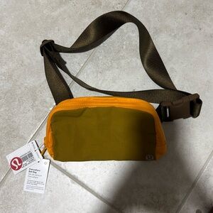 Lulu Everywhere Belt Bag